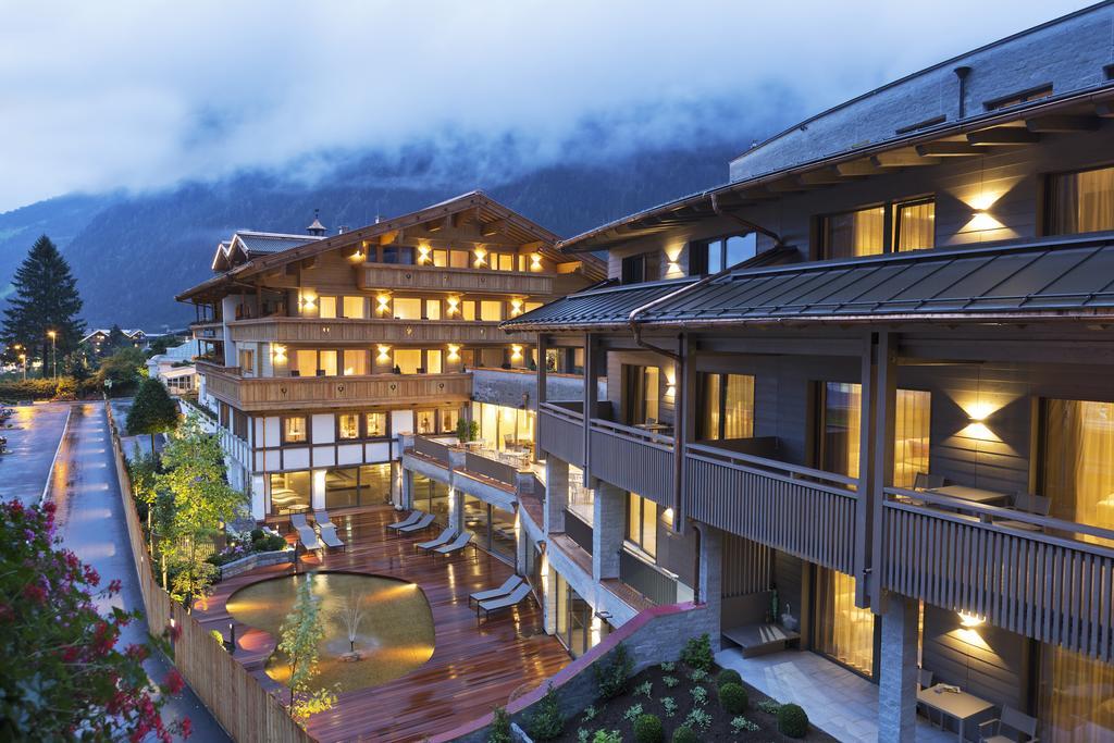 Elisabethhotel Premium Private Retreat- Adults Only Mayrhofen Bagian luar foto